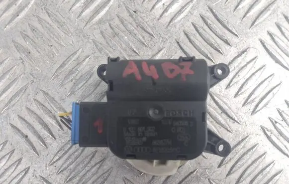 Audi A4 S4 B7 8E 8H Air flap motor/actuator 8E1820511C 663827H 0132801302