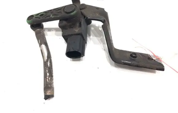 Skoda Superb B8 (3V) Headlight/headlamp level sensor 5Q0907503