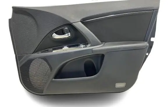 Toyota Avensis T270 Front door card panel trim