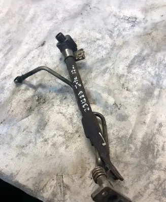 Volkswagen Jetta VI Turbo turbocharger oiling pipe/hose