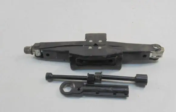 Toyota Hiace (H10) Lift Jack 