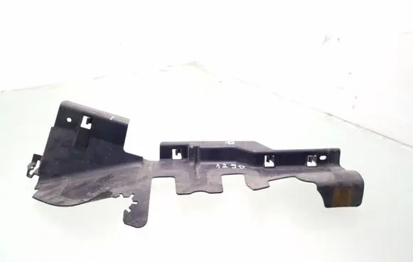 Volkswagen PASSAT B6 Radiator trim 3C0121284