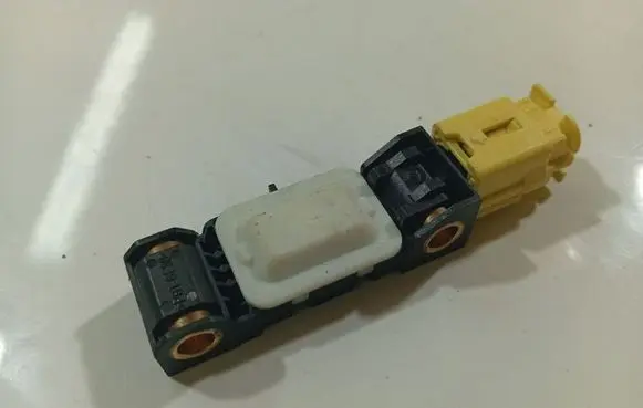 Nissan Note (E11) Airbag deployment crash/impact sensor 0285003019