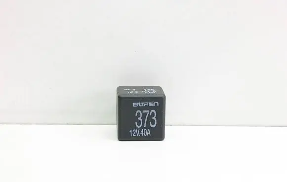 Audi A6 S6 C5 4B Other relay 8D0951253A