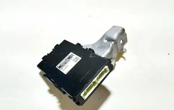 Toyota Yaris Other control units/modules 896900d020 89690-0d020