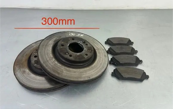 Hyundai i30 Front brake disc