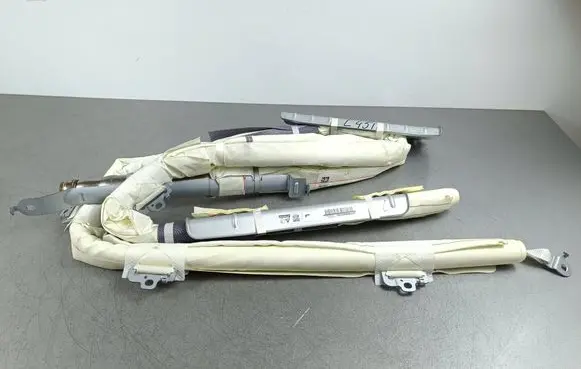 Mitsubishi Outlander IV Roof airbag 7030A899