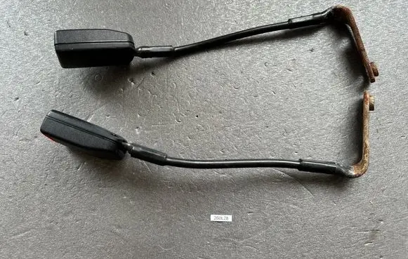 Nissan Patrol 260 Front seatbelt buckle 86840G9800 86841G9702