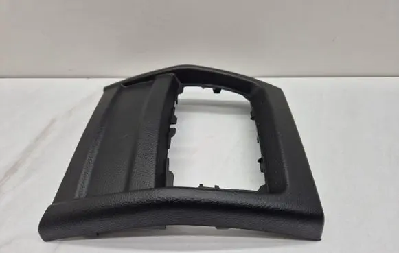 BMW 3 GT F34 Rear air vent grill 9218908