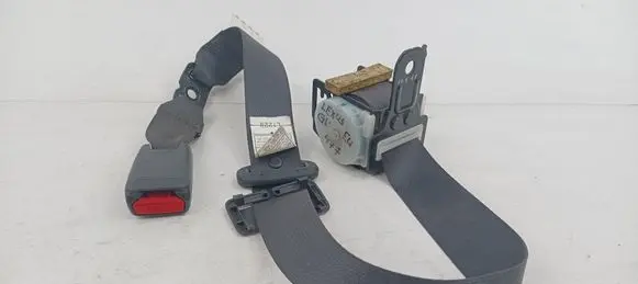 Lexus IS 220D-250-350 Middle seatbelt (rear) TKAF0EF702 REARCENTER
