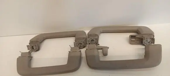 Volvo XC70 Tie down hook / loop 