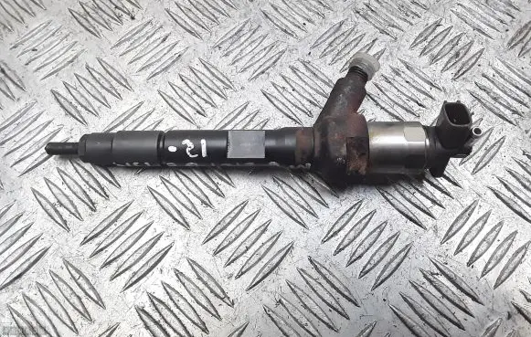 Mazda 6 Fuel injector r2aa13h50