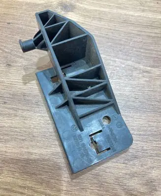 BMW 3 F30 F35 F31 Air filter cleaner box bracket assembly 8515794