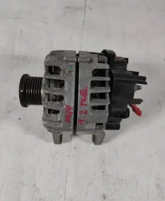 Renault Clio V Generator/alternator 231008040R 2613543A 2117031078