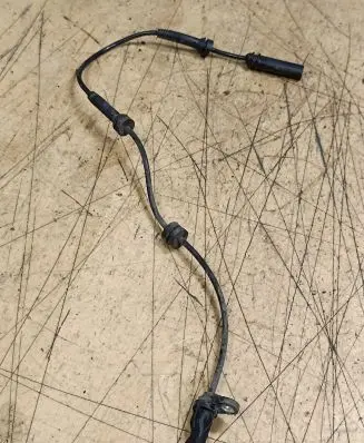 BMW 3 F30 F35 F31 ABS brake wheel speed sensor 679122303 6791223