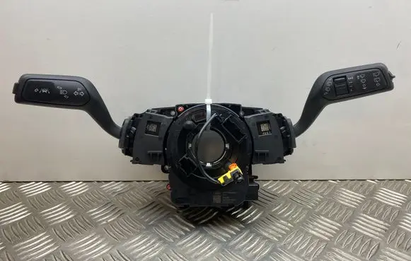 Ford Focus Wiper turn signal indicator stalk/switch H1BT14B522CH H1BT14A664AB