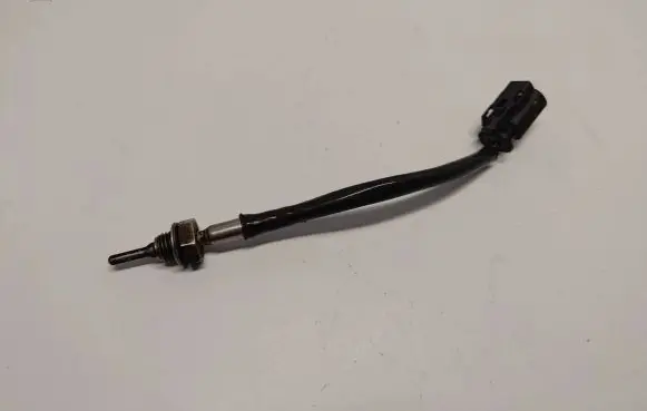BMW 5 F10 F11 Exhaust gas temperature sensor 8506995 13628506995
