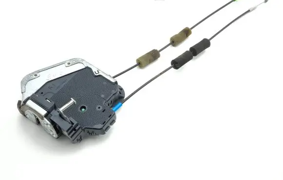 Lexus IS 220D-250-350 Rear door lock 6H2222