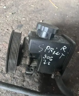 Mercedes-Benz Sprinter W906 Power steering pump