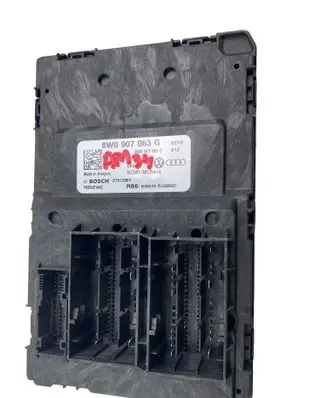Audi Q7 4M Central body control module 8W0907063G