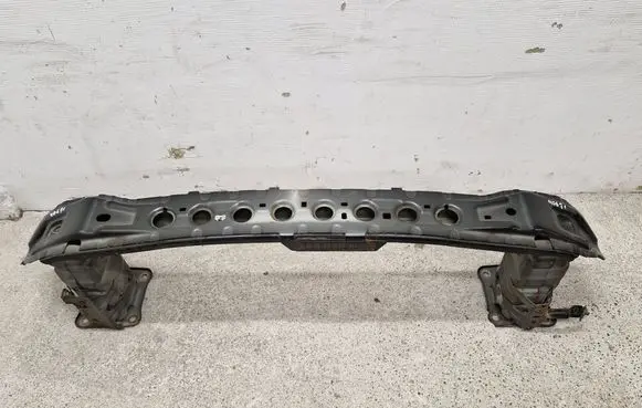 Front bumper cross member