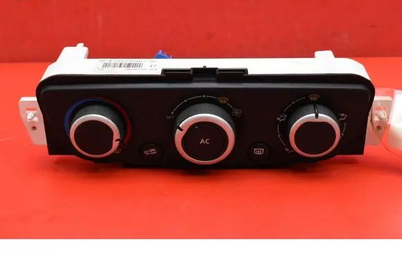 Renault Megane III Climate control unit T1001786G