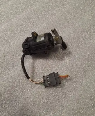 Audi 80 90 S2 B4 Accelerator pedal position sensor 0205001001 046907475B
