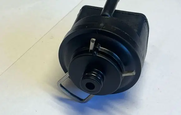 BMW 5 F10 F11 Fuel filter heater 8517897