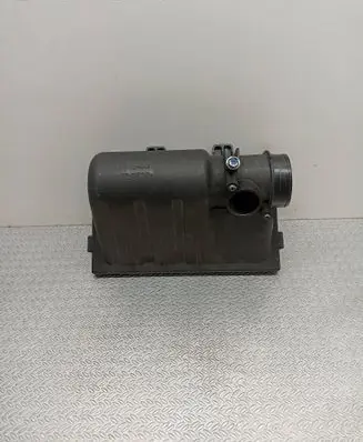 Suzuki Swift I Air filter box LP1540 8088718