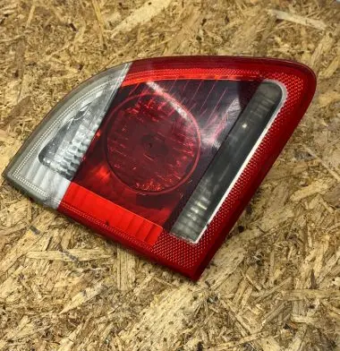 BMW 5 E60 E61 Tailgate rear/tail lights 6935325 6925893