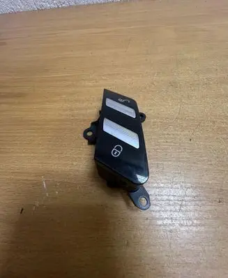 Mercedes-Benz S W221 Central locking switch button A2218213051 10255217