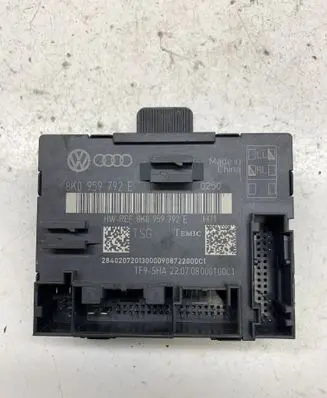 Audi A4 S4 B8 8K Door control unit/module 8K0959792E