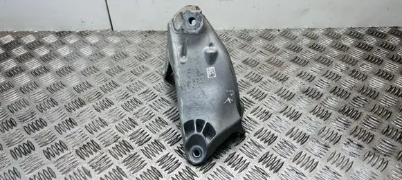Audi Q8 e-tron Engine mounting bracket 4KE199605M