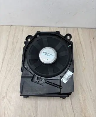 BMW X1 E84 Subwoofer speaker 9144202 48006701 61928910