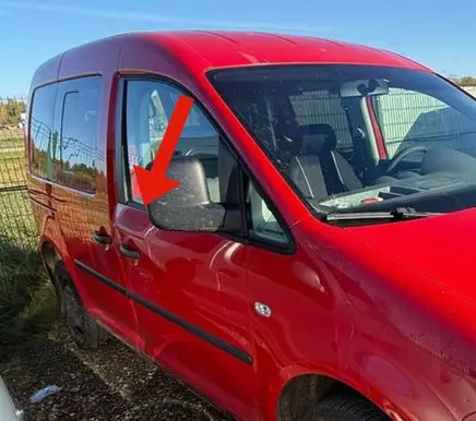 Volkswagen Caddy Rubber seal front coupe door window 