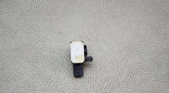 Mercedes-Benz B W246 W242 Airbag deployment crash/impact sensor A1668210151