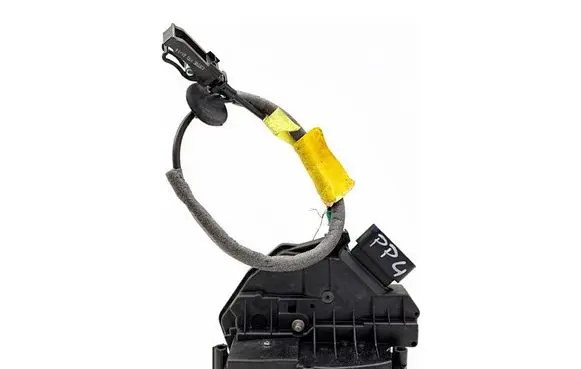 Ford Kuga II Front door lock BM5AA21812BF