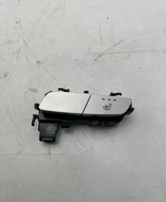 Mercedes-Benz C W205 Seat heating switch A2059050404