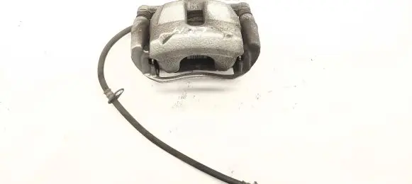Toyota C-HR I Front brake caliper