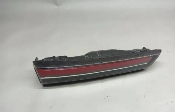 Opel Mokka B Tailgate rear/tail lights 9833944480 2SA01499501AG