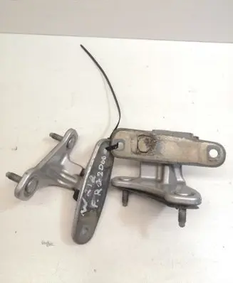 Mercedes-Benz E W212 Front door hinge set A047058