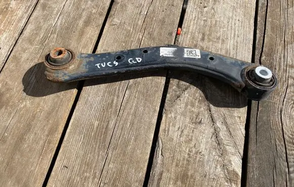 Hyundai Tucson TL Rear control arm 55100D3050
