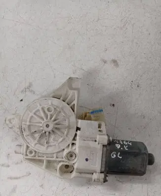 Mercedes-Benz GL X164 Front door window regulator motor 0130822273
