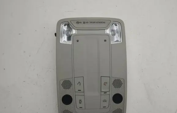 Audi Q3 F3 Front seat light 81A947135S