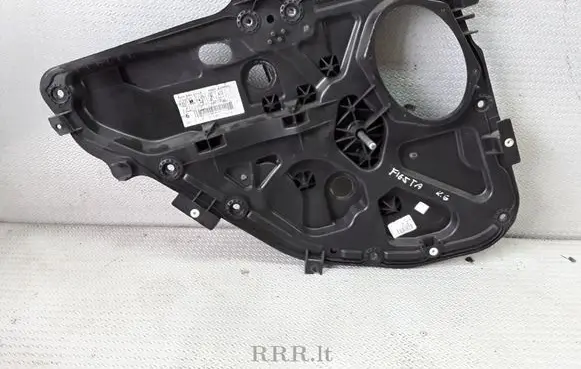 Rear door manual window regulator
