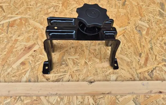 Audi A5 8T 8F Spare wheel mounting bracket 8K0802715A