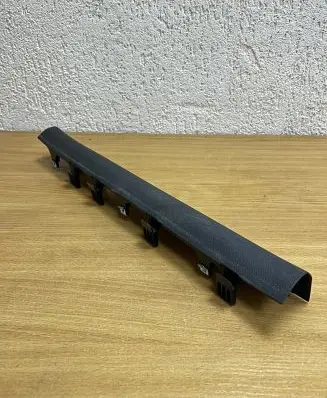 Hyundai Tucson TL Front sill trim cover 85881D7000 D7380