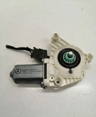 Mercedes-Benz A W168 Rear door window regulator motor A1698201942