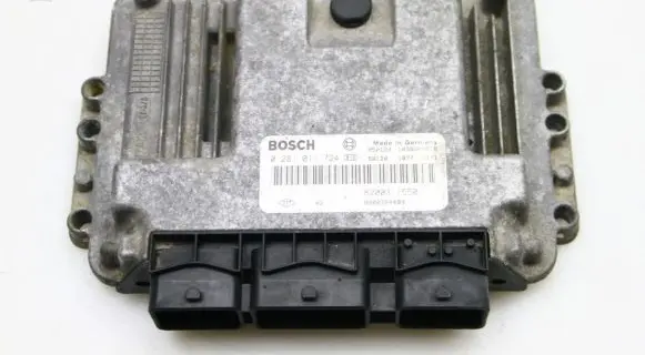 Renault Espace - Grand espace IV Engine control unit/module 8200384493