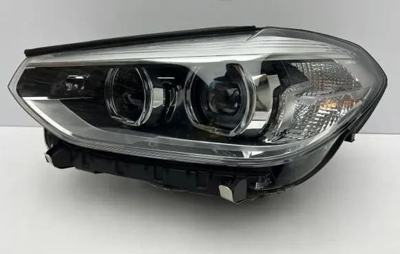 BMW X3 G01 Headlight/headlamp 8739647